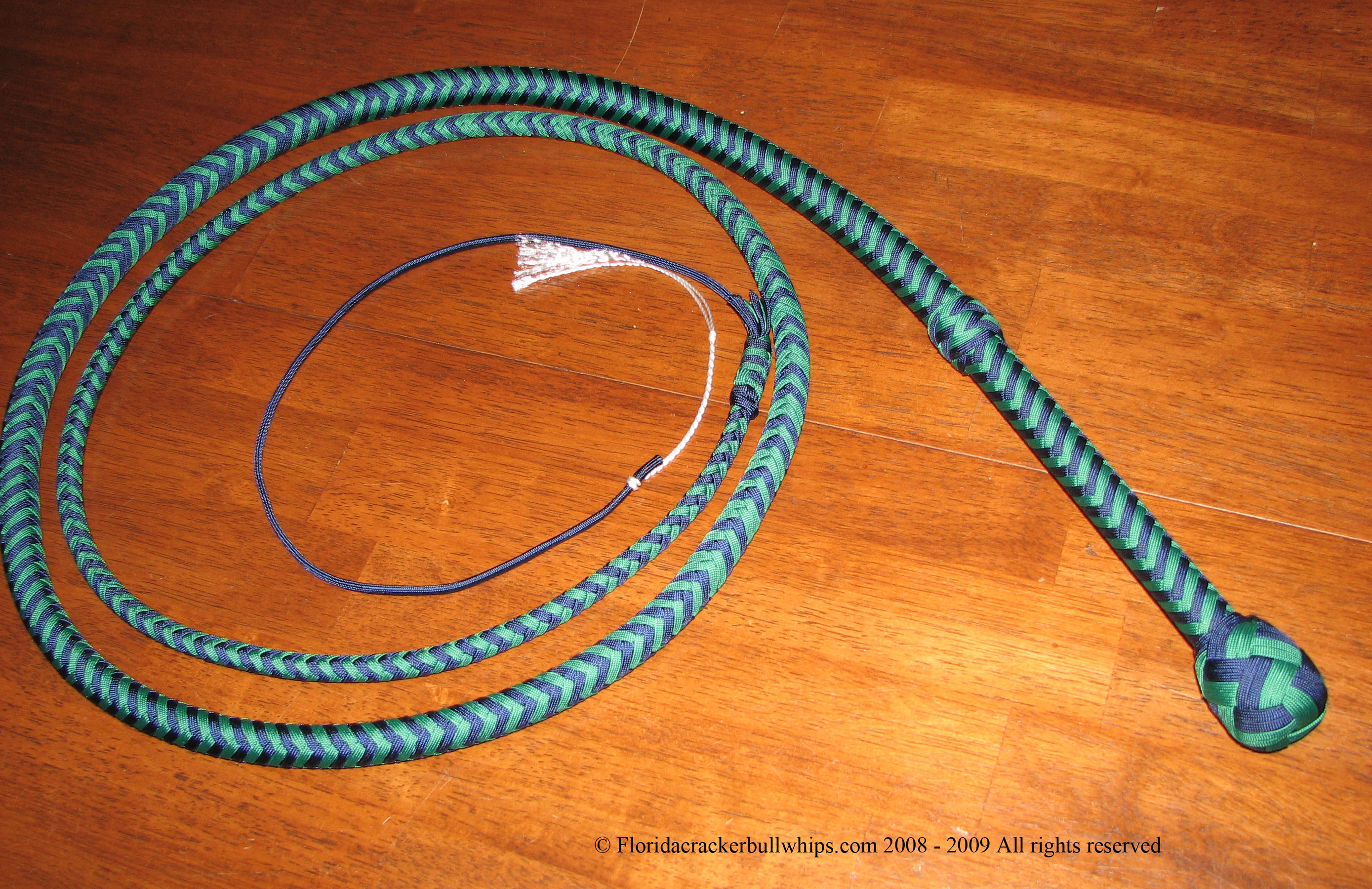 16 Plait nylon bullwhip in V-pattern colors forest green and black.
